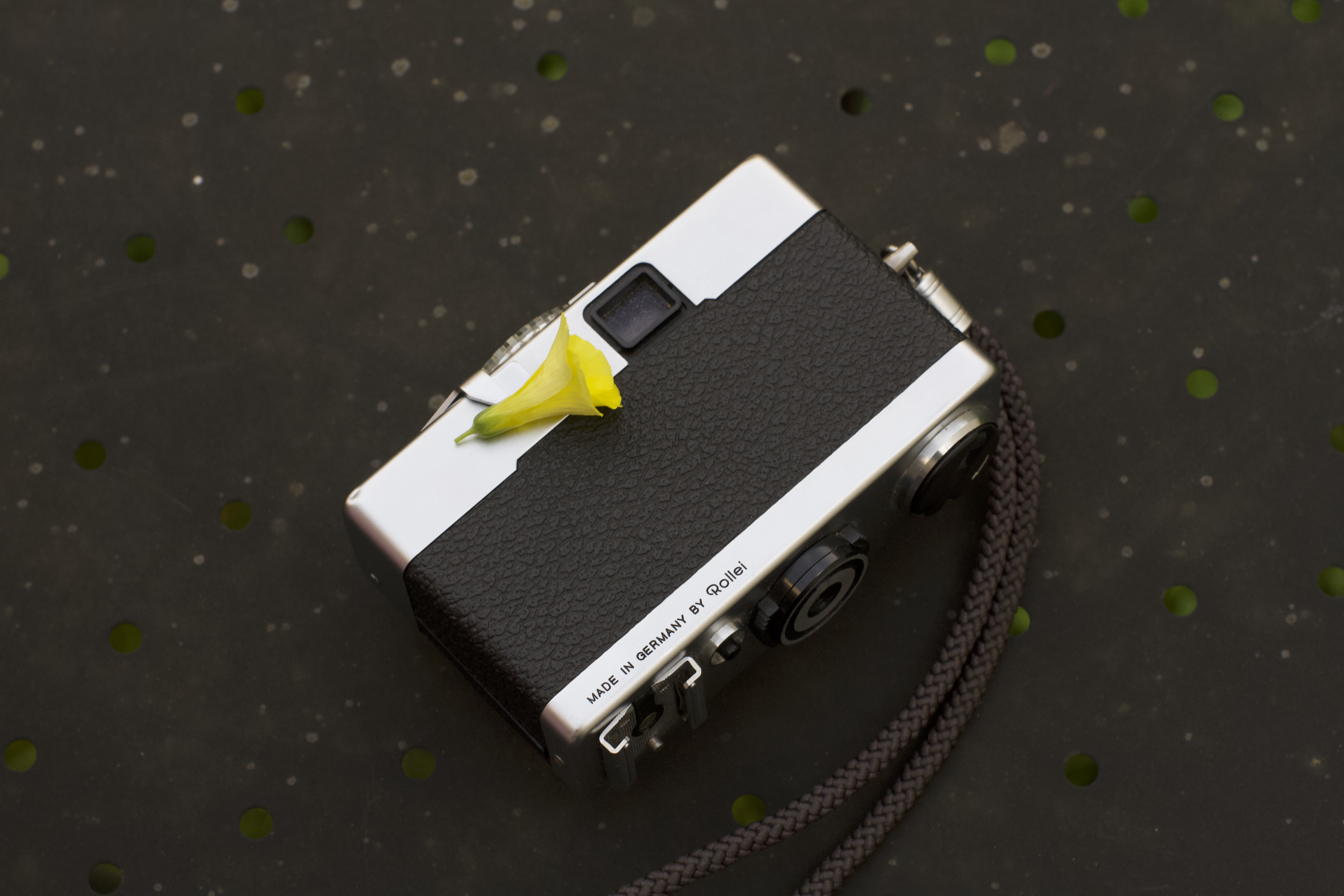 Rollei B35 back view